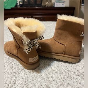 UGG mini Bailey boots